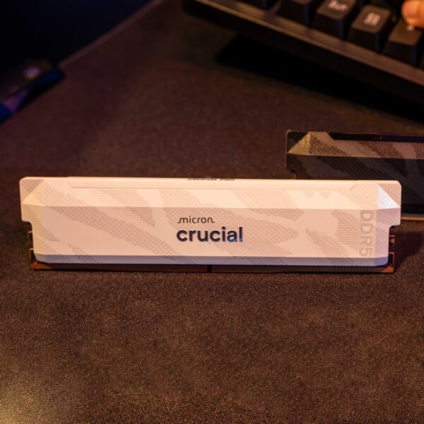 Crucial Pro 16GB 6400Mhz DDR5 Desktop OC Gaming Memory - White