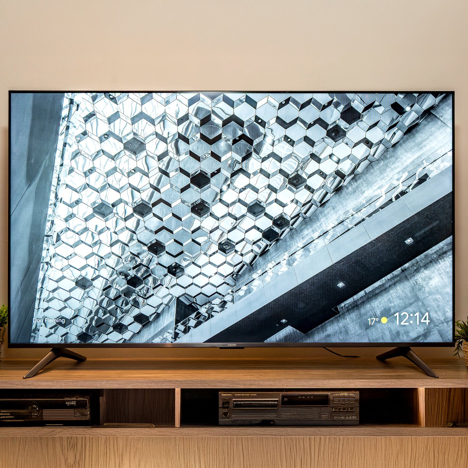 Xiaomi S 65" Mini LED 4K Smart TV (HDR10+, Google TV, Dolby Atmos, 144Hz) - Image 9
