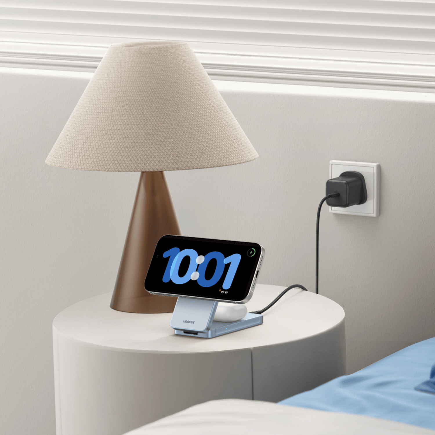 UGreen 25W 2-in-1 Magnetic Wireless Charger - Image 6