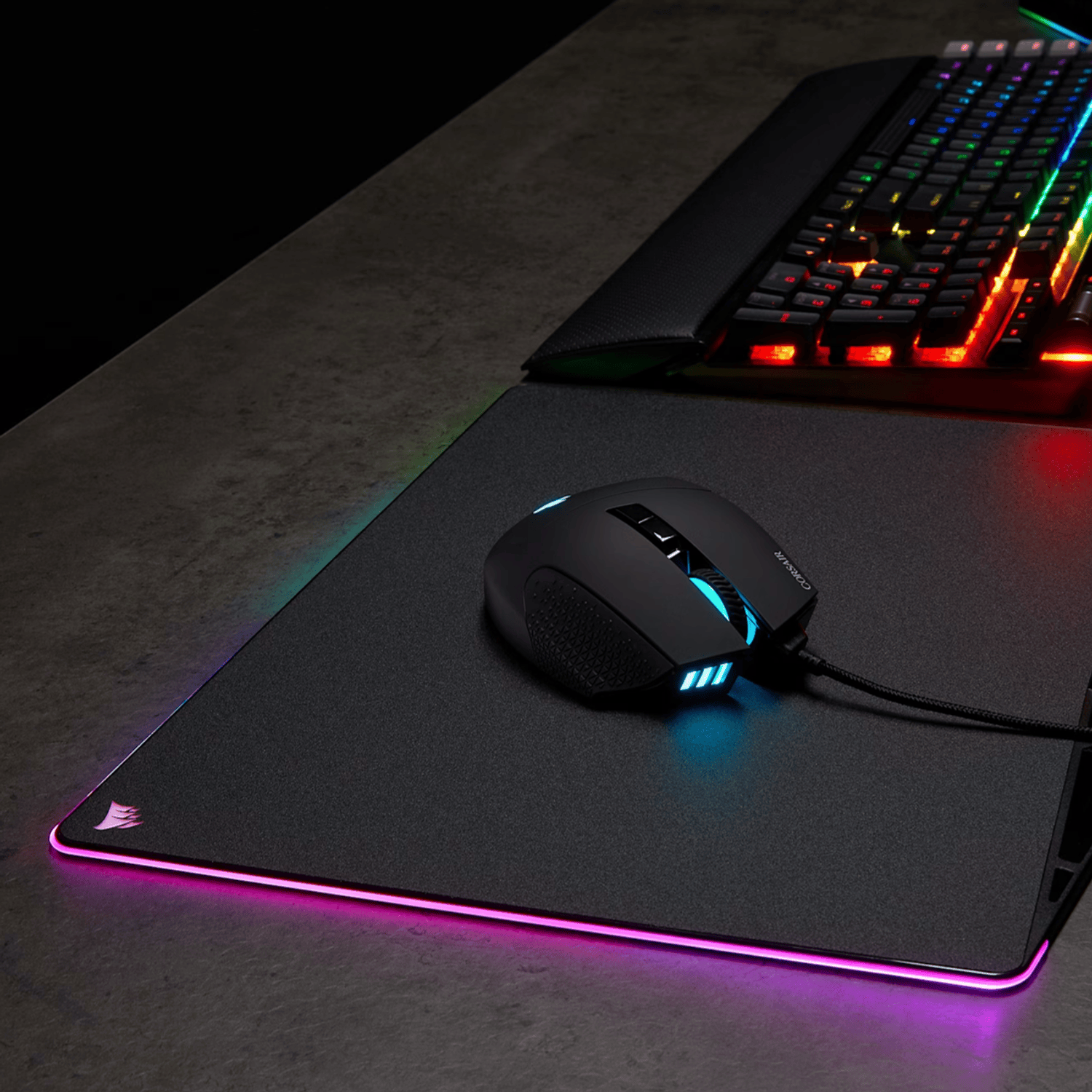 Corsair SCIMITAR RGB ELITE Optical 18 000 DPI MOBA/MMO Gaming Mouse - Black - Image 5